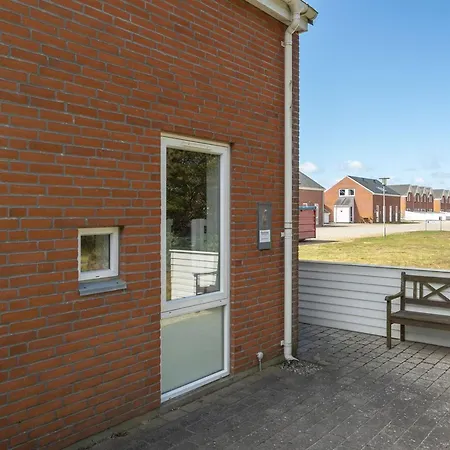Anouk - 1-7km From The Sea By Interhome *