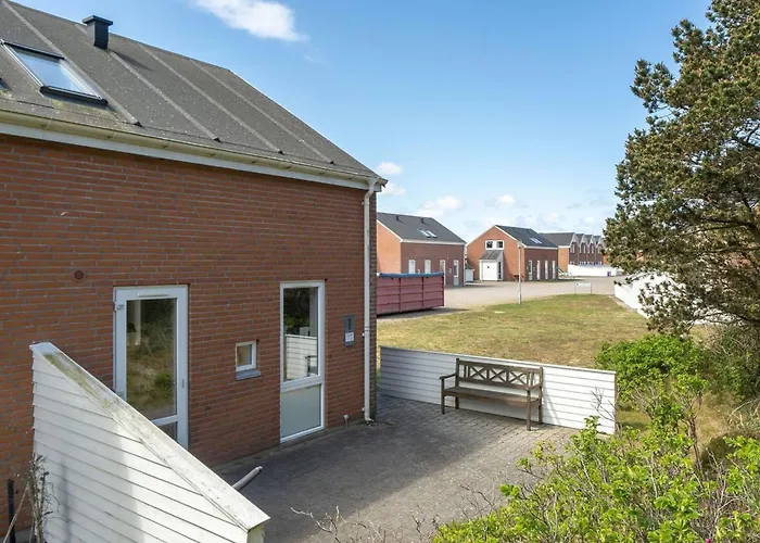 Anouk - 1-7km From The Sea By Interhome *